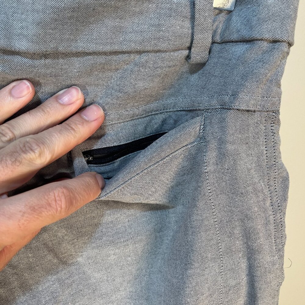 Lululemon Men's Solid Light Gray Flat Front Chino… - image 5